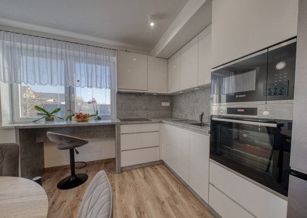 Na predaj kompletne zariadený rodinný dom vo Voderadoch