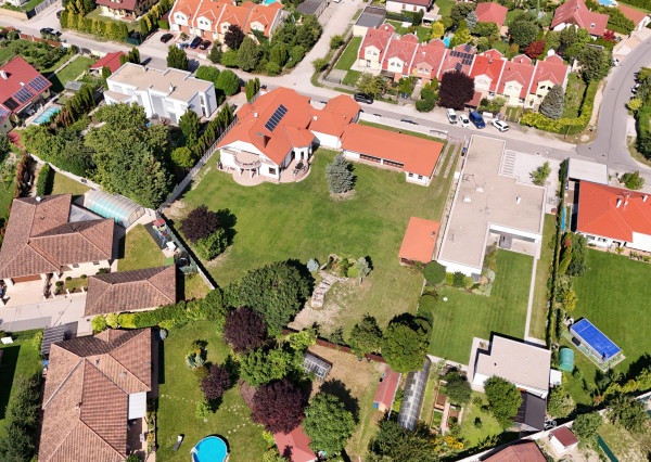 Na predaj 6-izbové rodinné sídlo v Šamoríne