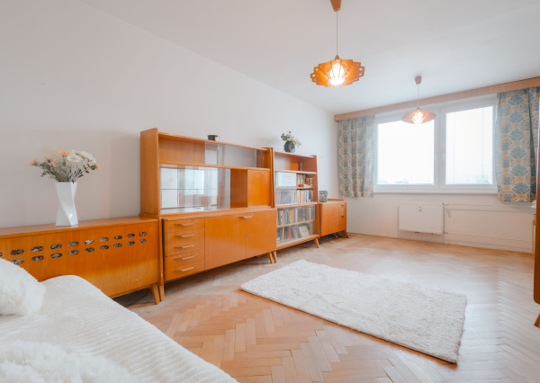 REZERVOVANÉ: Na predaj 3-izbový byt s investičným potenciálom v Žiline