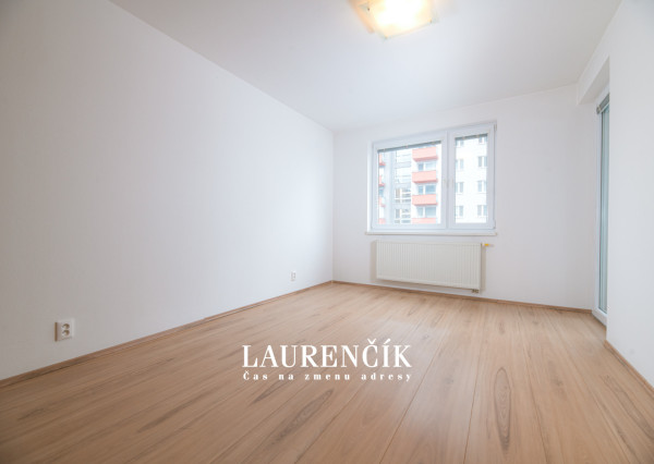 NA PREDAJ | 3-izbový byt s nadštandardnou výmerou v Trenčíne na ul. Liptovská