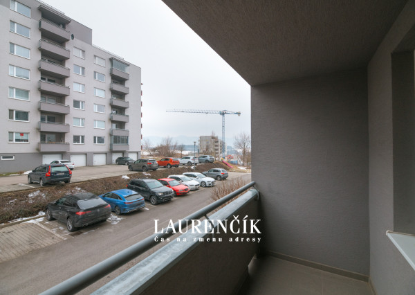 NA PREDAJ | 3-izbový byt s nadštandardnou výmerou v Trenčíne na ul. Liptovská