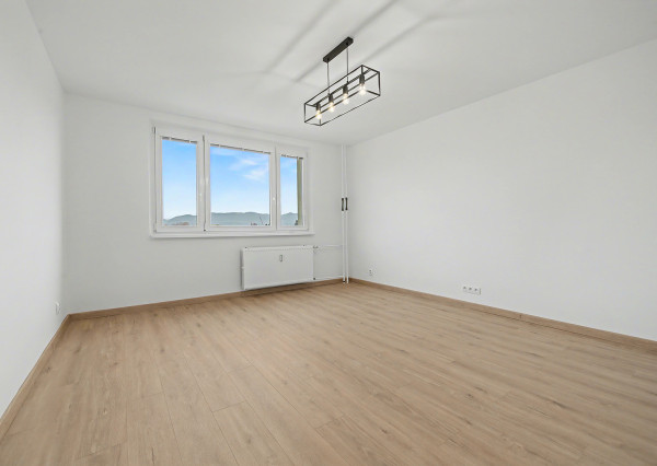 REZERVOVANÉ Na predaj moderný 3-izbový byt v Martine/Priekopa