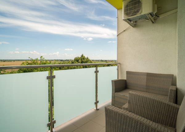 Na predaj 3-izbový byt v tichej časti Senca s parkovaním