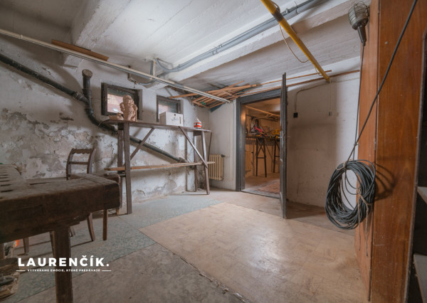 PREDANÉ | Rodinný dom v širšom centre Trenčína