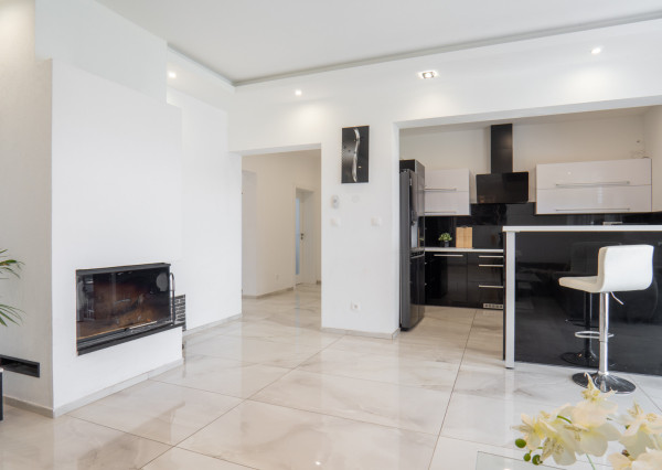 Na predaj novostavba s garážou a dvoma kúpeľňami v Senci