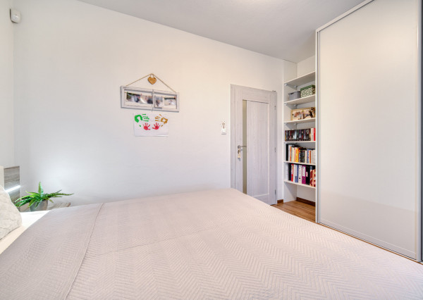 Na predaj príjemný 4-izbový byt so záhradou v Tomášove