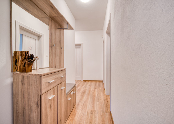 Na predaj príjemný 4-izbový byt so záhradou v Tomášove