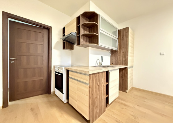 Na predaj zrekonštruovaný 2,5 izbový byt v Martine na Severe