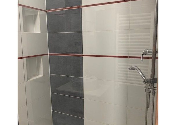 Na prenájom zariadený 2 izb byt - SIHOŤ 1  v Trenčíne .