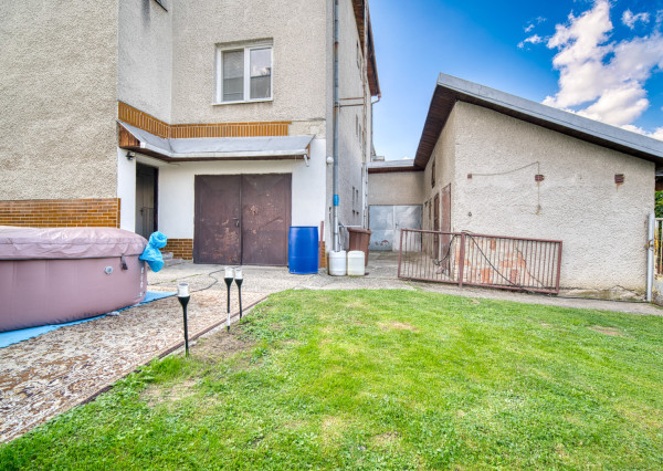 Na predaj dom s dvoma bytovými jednotkami v Lieskovci