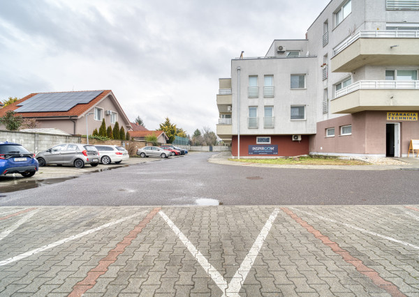 Na predaj veľkorysý 3-izbový byt s parkovacím státím v Rovinke