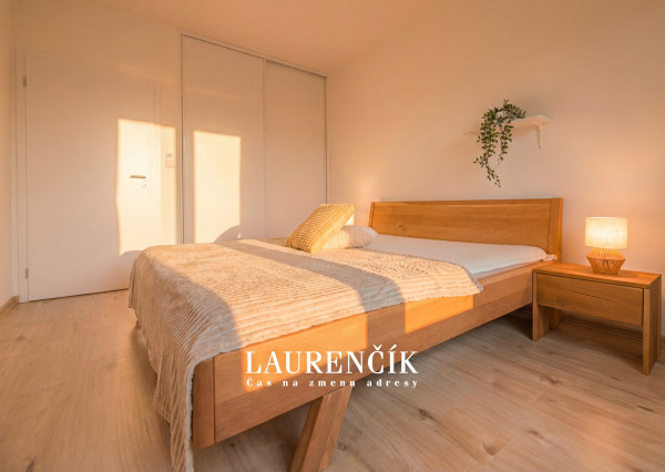 NA PREDAJ | Moderný 3-izbový byt v novostavbe s vlastným parkovaním