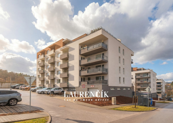 NA PREDAJ | Moderný 3-izbový byt v novostavbe s vlastným parkovaním