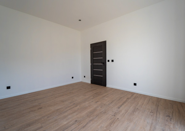 Na predaj 5-izbový rodinný dom v Moravanoch nad Váhom