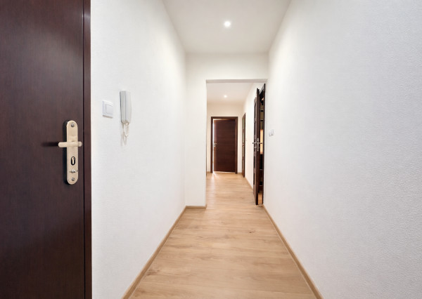 Na predaj zrekonštruovaný 2,5 izbový byt v Martine na Severe