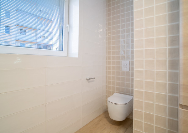 Na predaj dvojpodlažný rodinný dom s polyfunkciou v Trnave