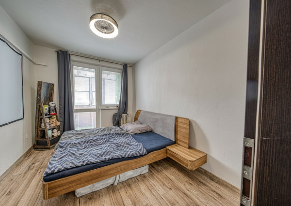 Na predaj 3-izbový byt v Bratislave na ulici Štefana Králika