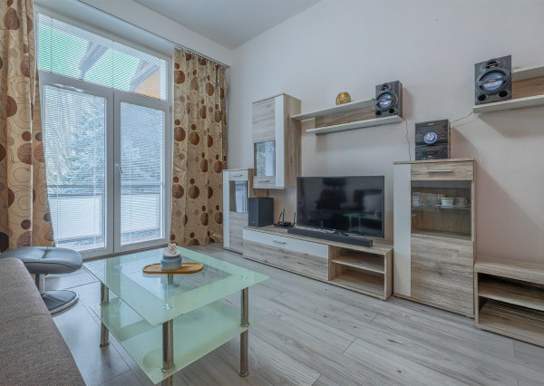 Na predaj zariadený 1-izbový byt na Buzuluckej, Košice