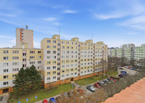 Na predaj 3-izbový byt s výhľadom na hrad v Bratislave