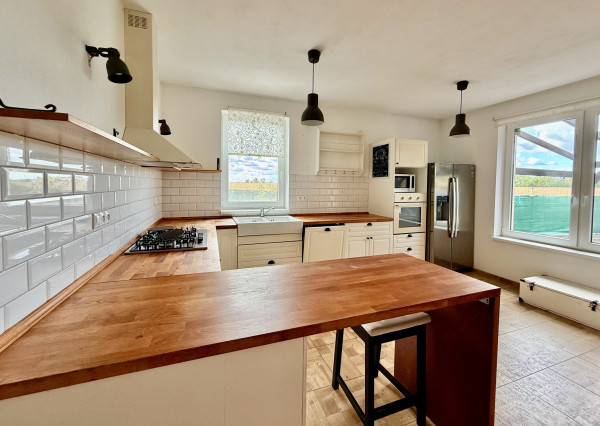 VIDEO, Viac izieb, viac pohody: 5-izbový rodinný dom, kde nikto nemusí robiť kompromisy