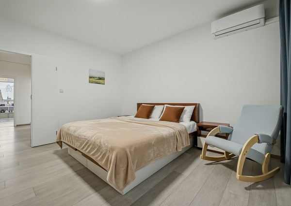 Na predaj  3-izbový byt s dvoma loggiami v Petržalke BA.