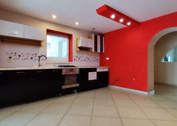 Na predaj čiastočne prerobený rodinný dom v Ruskovciach