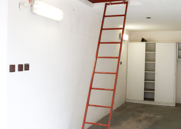 Na predaj garáž s parkovacím státím na sídlisku Juh, Trenčín