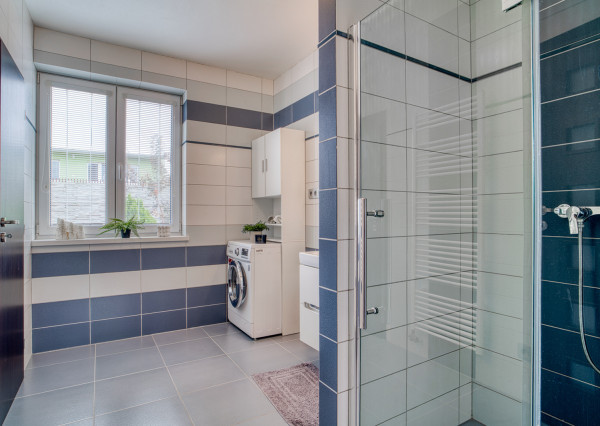 Na predaj rodinný dom s rozľahlým pozemkom v Kostolišti