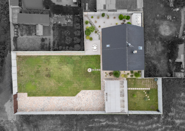 Na predaj rodinný dom s rozľahlým pozemkom v Kostolišti