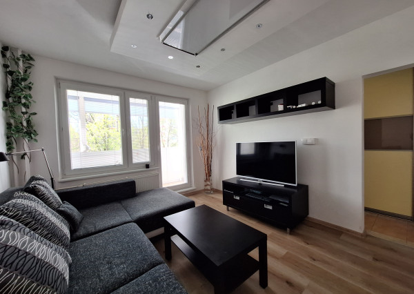 Na prenájom 1-izbový byt v Žiline