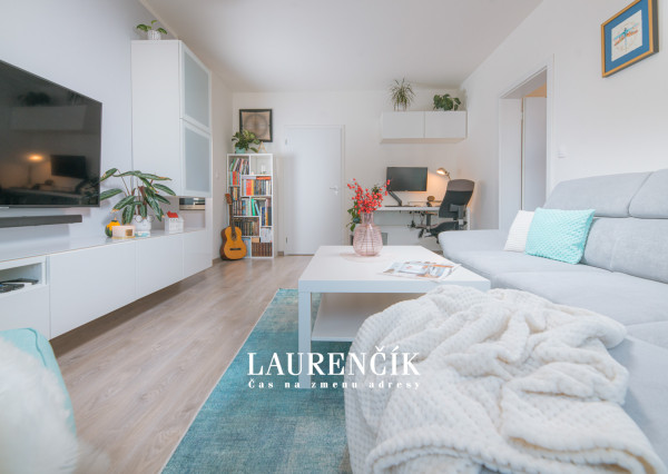NA PRENÁJOM | MODERNÝ 2-IZBOVÝ BYT V TRENČÍNE