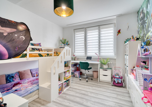 REZERVOVANÉ: Na predaj 3,5 - izbový byt v meste Sereď