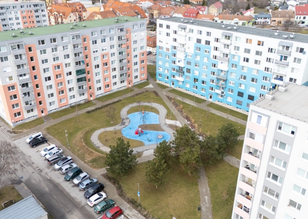 REZERVOVANÉ: Na predaj 3,5 - izbový byt v meste Sereď