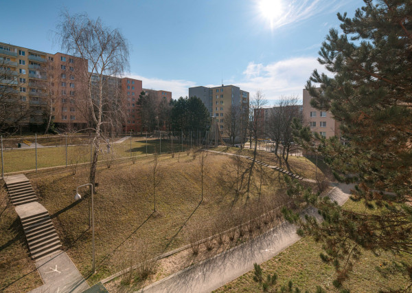 REZERVOVANÉ: Na predaj krásne zrekonštruovaný 4-izbový byt v Trenčíne