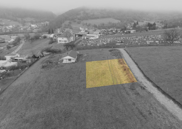 Na predaj investičný pozemok v obci Hrabičov