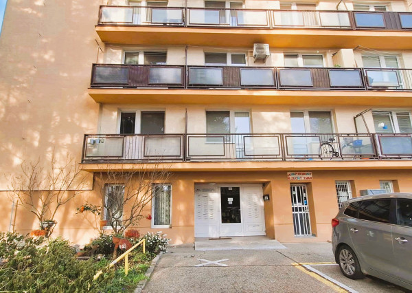 Na prenájom čiastočne zariadený 2-izbový byt v Bánovciach nad Bebravou