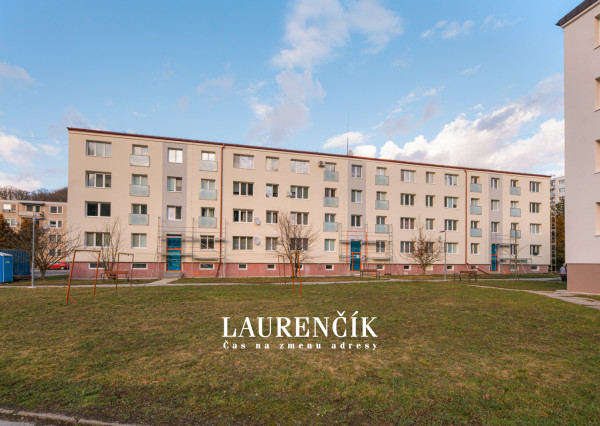 REZERVOVANÉ | 1-izbový byt v Trenčianskych Tepliciach s investičným potenciálom