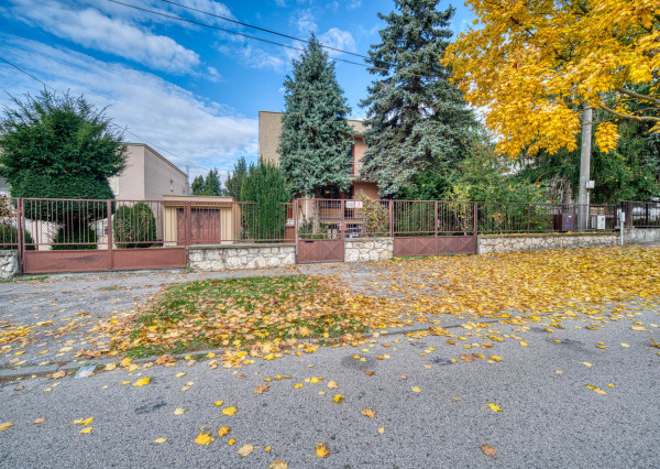 Na predaj rodinný dom v Seredi