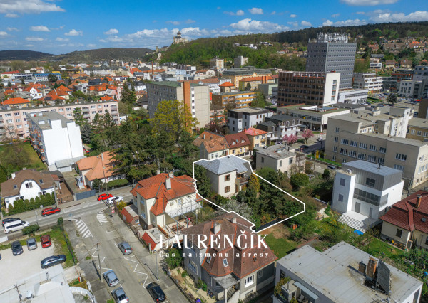 NA PREDAJ | UNIKÁTNY RODINNÝ DOM V CENTRE TRENČÍNA