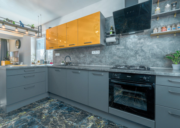 Na predaj rodinný dom s bazénom v obci Macov