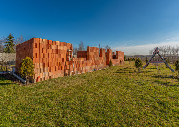 Na predaj rodinný dom s možnosťou ďalšej výstavby v Macove