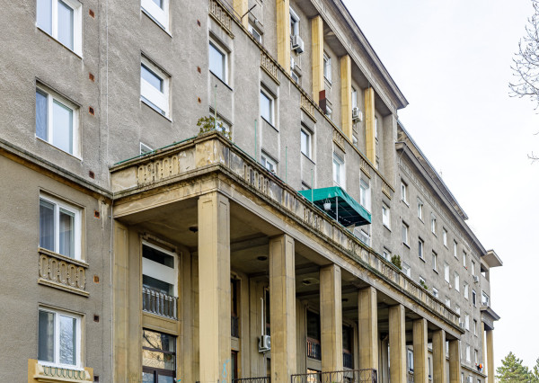 Na predaj 2-izbový byt s veľkorysou terasou v Bratislave