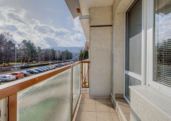 Na predaj veľkometrážny 3-izbový byt v Martine - Priekopa