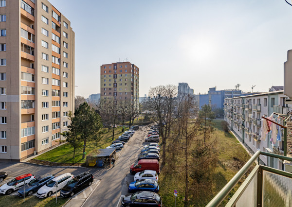 Na prenájom 3-izbový byt v atraktívnej lokalite Ružinova