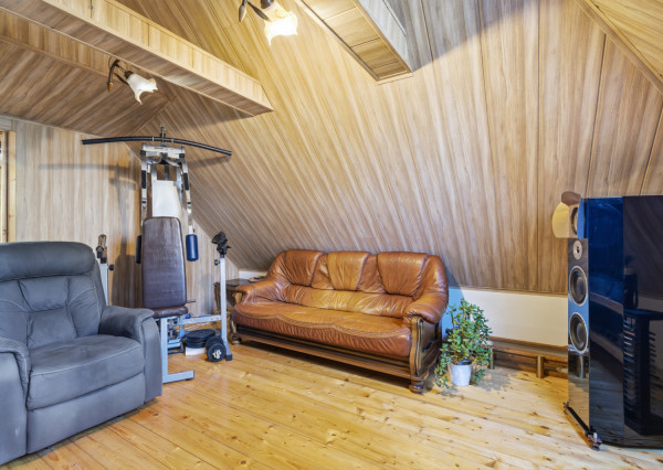 Na predaj autentický rodinný dom so starožitnosťami v Holíči