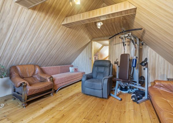 Na predaj autentický rodinný dom so starožitnosťami v Holíči