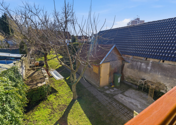 Na predaj autentický rodinný dom so starožitnosťami v Holíči