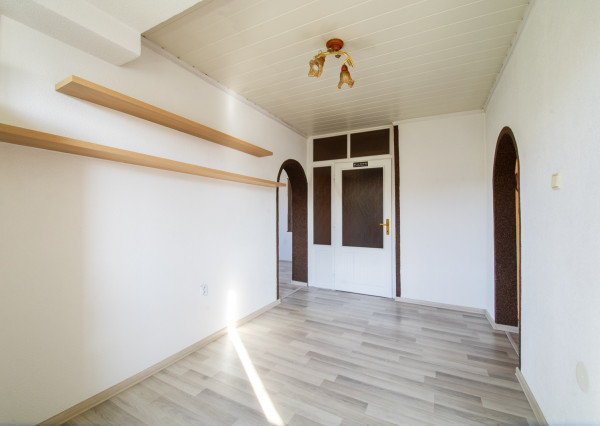 Na predaj veľkometrážny 3-izbový byt v Zákamennom