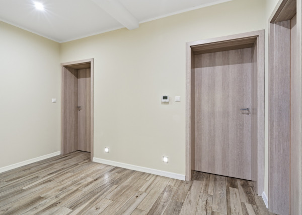 Na predaj moderný 4-izbový rodinný dom s bazénom v Bučanoch