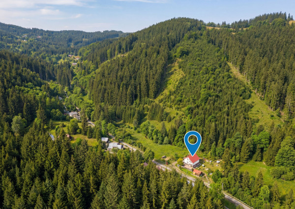 Na predaj rodinný dom s bazénom v obci Makov-Potok